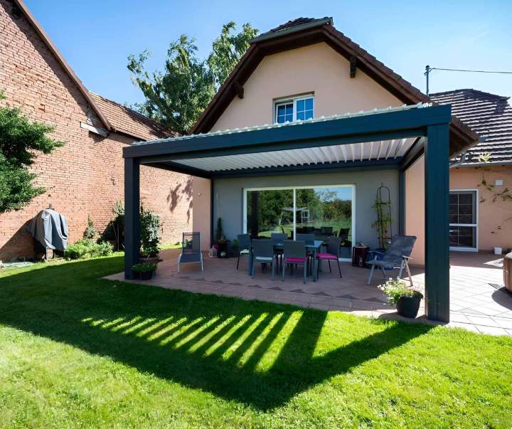 Pergola bioclimatique Roanne