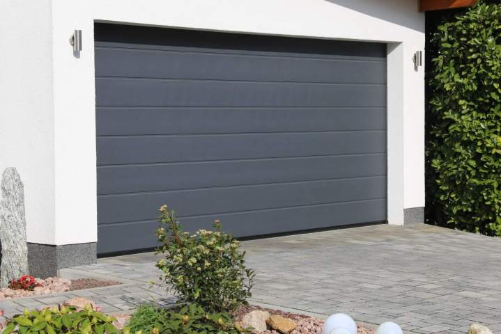 Porte de garage personnalisée Balbigny